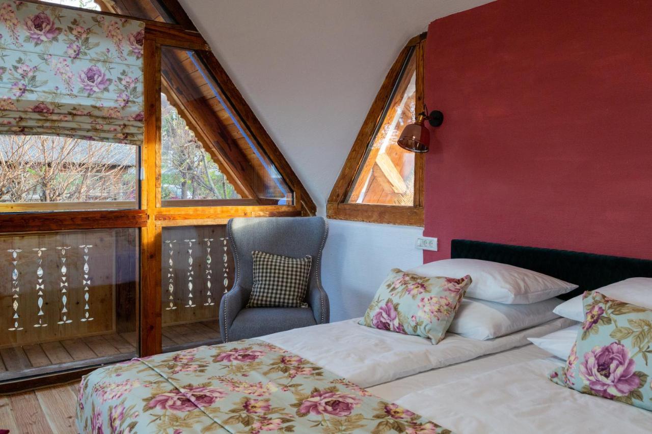 Casele Cu Stuf B&B Haus Ulrike Salicea Luaran gambar