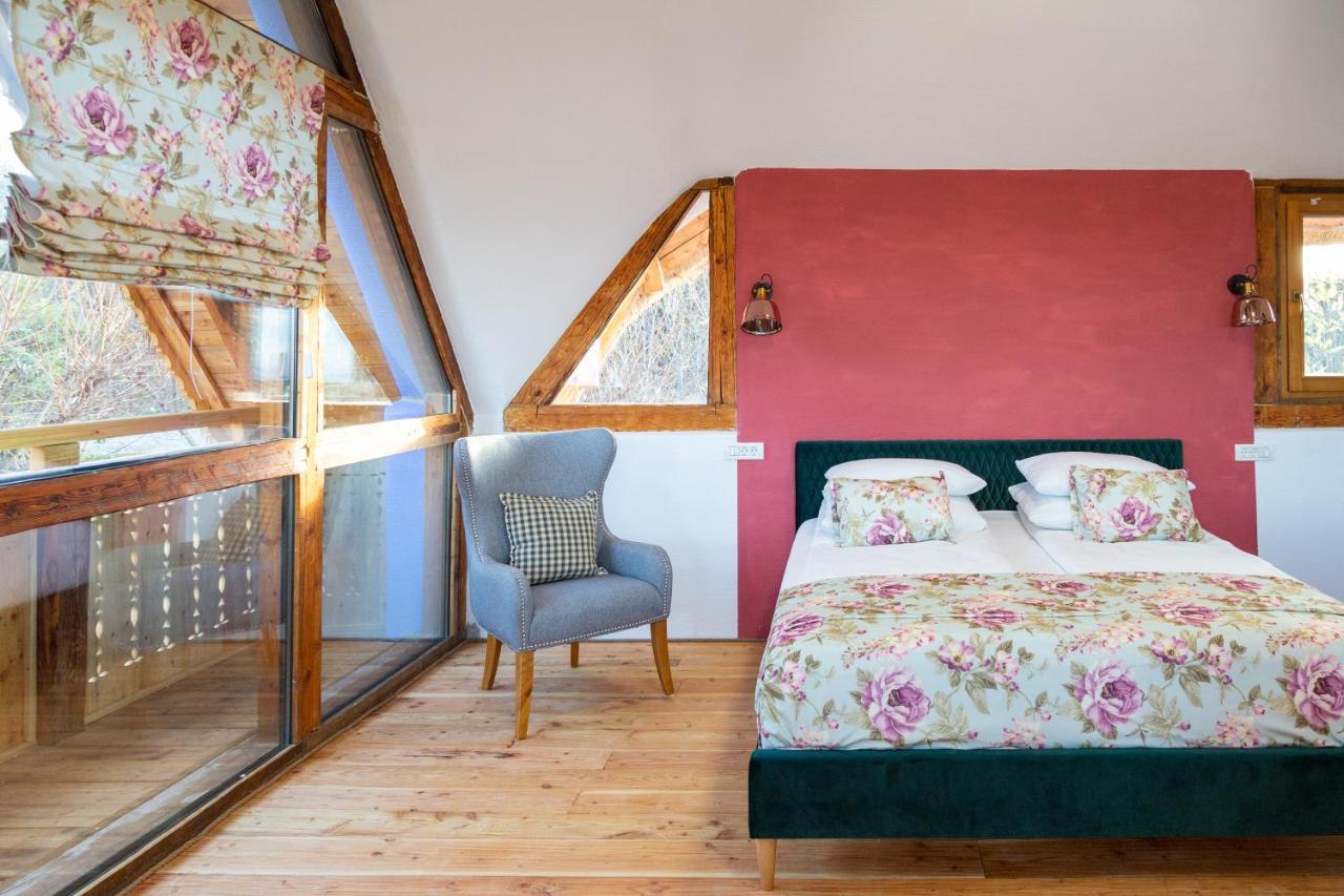 Casele Cu Stuf B&B Haus Ulrike Salicea Luaran gambar
