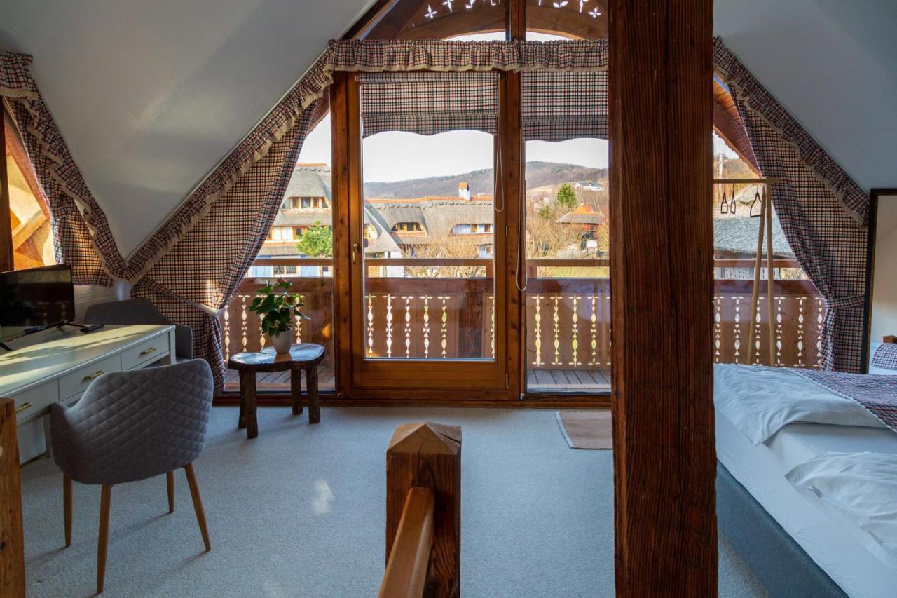 Casele Cu Stuf B&B Haus Ulrike Salicea Luaran gambar